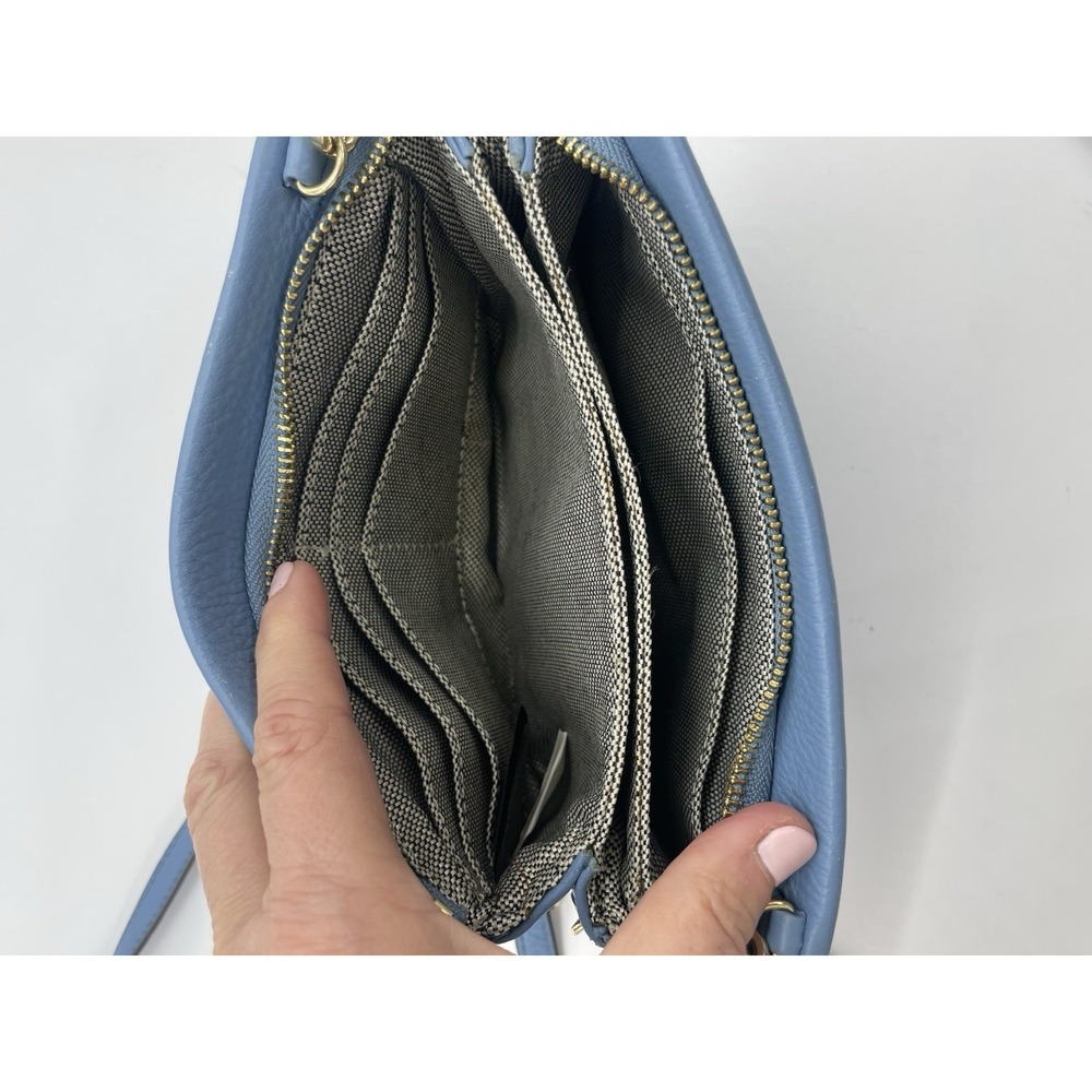Vince Camuto Crossbody Bag Blue Pebble Leather Small Wristlet Wallet Travel - Picture 8 of 8